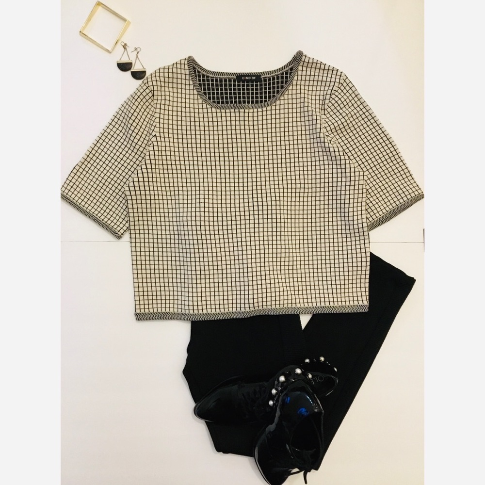 Kiind Of - Black/White Greta Windowpane Cropped Blouse Top Sz XL